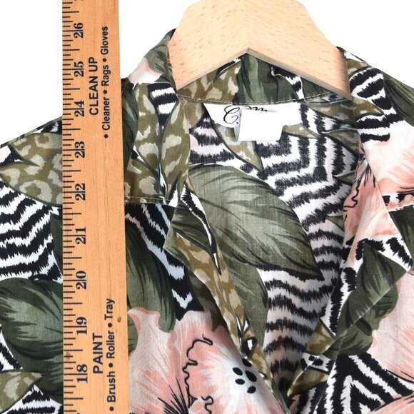 C, Mon Vintage Hawaiian Shirt Size Small USA Made Floral Jungle Camp Collar - Picture 4 of 7